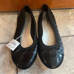 American Eagle Flats - Girls Size 3.5 - Brand New with Tags